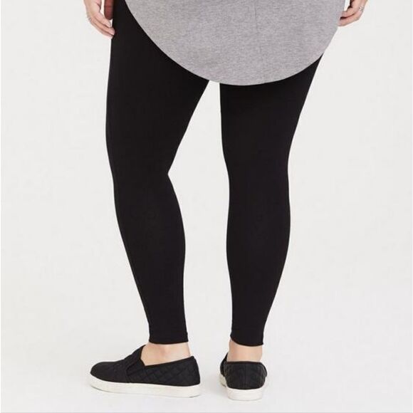 Torrid Black Leggings with White Bow Accents - Picture 6 of 12